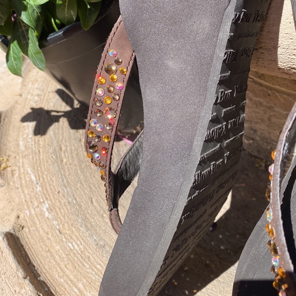 Yellow Box Sandals - Picture 9 of 13